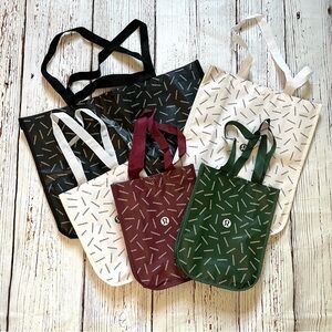 Lululemon Reusable Bags - Holiday Edition